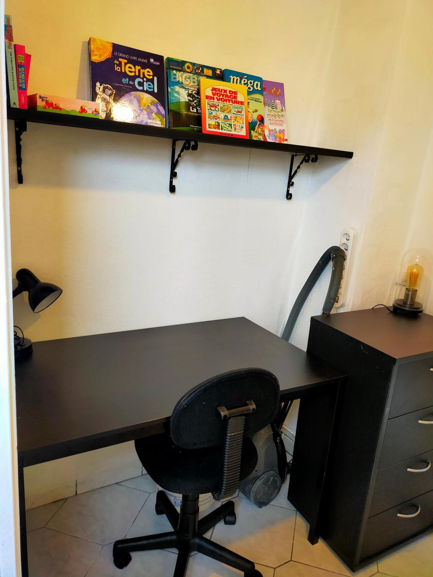 Studio En Rdc Avec Balcon Centre Vitre Dış mekan fotoğraf
