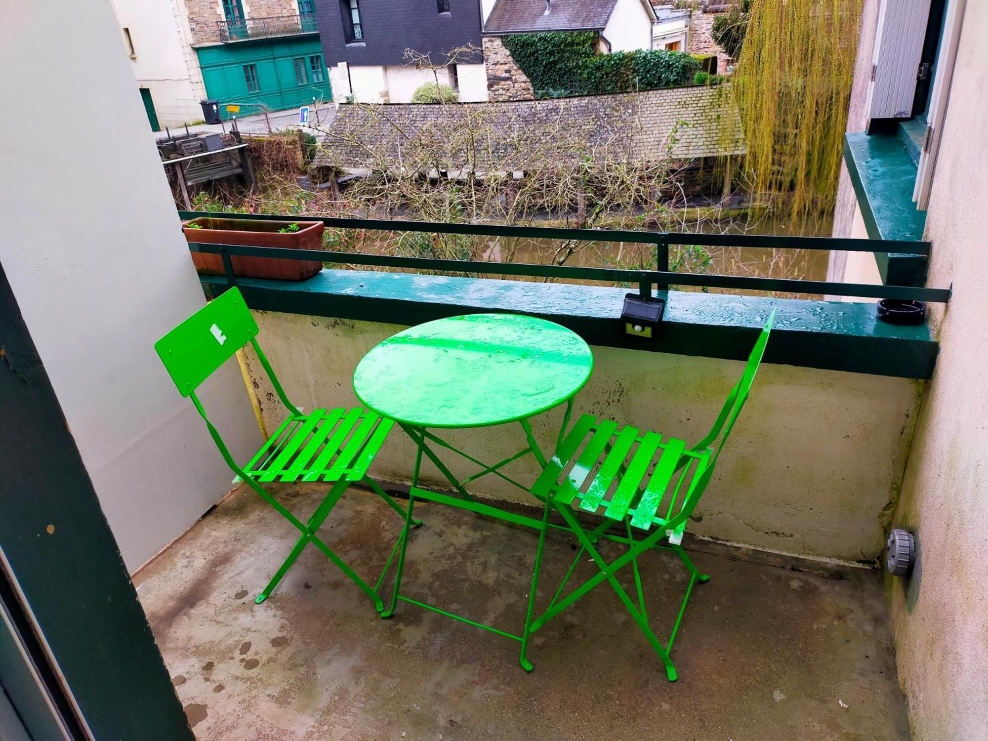 Studio En Rdc Avec Balcon Centre Vitre Dış mekan fotoğraf